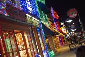 The Big Bright Light Show Downtown Rochester Mi Commercial Christmas Lights Holiday Lights Display Light Show