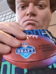 Verizon runs a radio blitz in Detroit for NFL draft