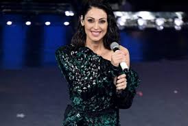 È prodotto da banijay, ed è basato sull'omonimo format statunitense. Anna Tatangelo Torna Con Il Nuovo Album Anna Zero Radio Venezia