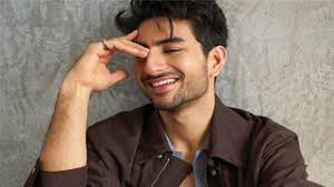 Karan Johar tells KANK secrets