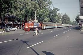 Gambar tangan ditarik tiga kereta di jalan raya kartun mudah tangan ditarik png dan psd untuk muat turun percuma. Kereta Api Feeder Wonogiri Wikipedia Bahasa Indonesia Ensiklopedia Bebas