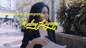 Berikut chord ukulele dan lirik lagu karna su sayang. Chord Gitar Karna Su Sayang Chordtela