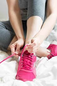 To build strength, you'll want to start with 1 to 2 sets of 12 to 15 reps of exercises such as squats, push ups, or lunges. How To Start Working Out Again When You Re Out Of Shape Hello Glow