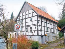 Du kannst hier einige kreuzworträtsellösungen vorschlagen : Radarschutzkuppel