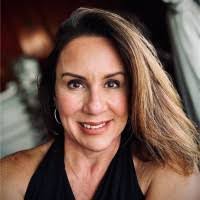 Jenny Elam's Instagram, Twitter & Facebook