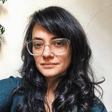 Nora Carr's Instagram, Twitter & Facebook