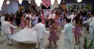 Aun no encuentras que cancion bailar en tus quinceaños? Musica Para Quinceanera Valses Www Houstonquinceanera Com