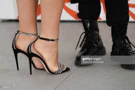 Скачай camélia jordana calamity jane и camélia jordana ce qui nous lie est la (generique fin) (саундтрек из фильма возвращение в бургундию / ce qui nous lie). Camelia Jordana S Feet Wikifeet