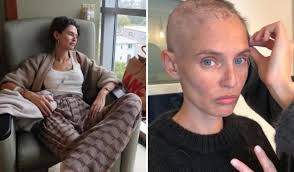 Bianca Balti celebra la giornata contro il cancro. «È stata dura e non è  ancora finita, ma non do più la mia vita per scontata» Con un lungo post su  Instagram la