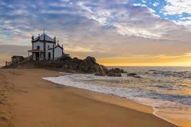 Vila nova de gaia, or simply gaia, is a city and a municipality in porto district in norte region, portugal. Praia De Miramar Vila Nova De Gaia Portugal Global Entrepreneur Network
