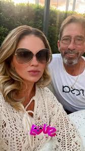 Marie Ellsworth's Instagram, Twitter & Facebook