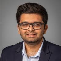 800+ perfiles de «Varshil»