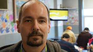 Homeless shelter holds voter registration clinic at soup kitchen