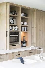 pin op moderne licht eiken keuken