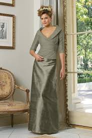 Pin By Oksana On Sukni In 2020 Mother Of Groom Dresses Watters Bridesmaid Dresses Long Mothers Dress
