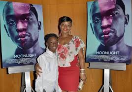 Donna Wellington's Instagram, Twitter & Facebook