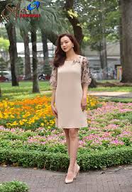 Đầm suông tay phối