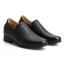 Pin By Chamaripa Elevator Shoes On Chamaripa Dress Formal Elevator Shoes For Men To Be More Attractive In Crowd Men High Heels Leather Dress Shoes Dress Shoes