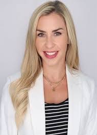 Madeline Quigley's Instagram, Twitter & Facebook