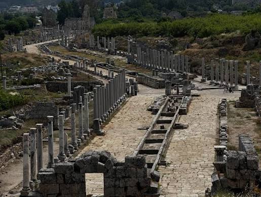 Some places are beautiful. Perge is overwhelming. Walking through this  ancient city feels less like visiting ruins and more like stepping into a  forgotten civilization that suddenly comes back to life around