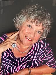 KC's New Friend: Herndon, Estelle, Bell, Samantha: 9781948026673:  Amazon.com: Books