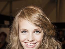 Hair and Hairstyles Tips & Trends