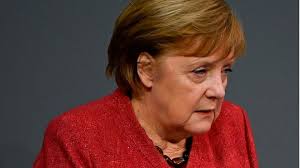 Von april 2000 bis dezember 2018 war sie bundesvorsitzende der cdu. Video Kanzlerin Merkel Halt Ungewohnt Emotionale Rede Im Bundestag Gala De