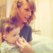 Jaime King & Taylor Swift Celebrate Leo Thames Turning 6 Months Old!: Photo  3553892
