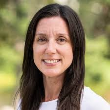 Billie Holbert's Instagram, Twitter & Facebook