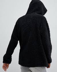 Check spelling or type a new query. Napapijri Telve Oversize Kapuzenpullover Aus Schwarzem Teddyfell Asos