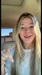 Amanda Sam's Instagram, Twitter & Facebook