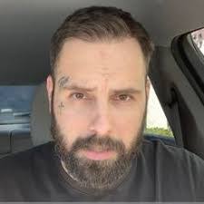 Jesse Bean's Instagram, Twitter & Facebook