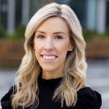 Jill Stringer's Instagram, Twitter & Facebook