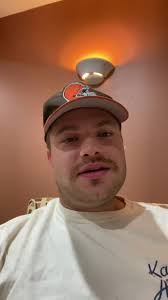 Zachary Toth (@thesidekick32)