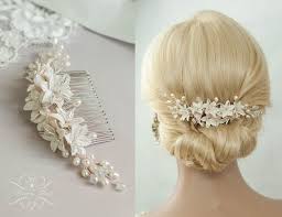 Der haarschmuck für die braut ist tradition. Haarschmuck Kopfputz Braut Haarschmuck Echte Perlen Amp Bluten Haa Ein Designerstuck Von Princess Mimi Be Haarschmuck Braut Haarschmuck Echte Perlen