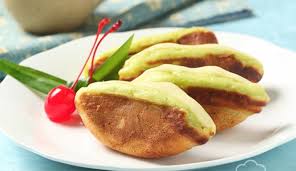 Teksturnya pas, lembut dan pastinya enak. Pukis Enak Resep Kesukaan Buat Keluarga Tercinta Duniamasak