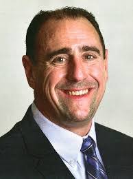 Peter Christopher's Instagram, Twitter & Facebook