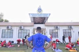 Terms in this set (21). Sabah Mahu Dakap Piala Fa Selepas 25 Tahun Kempunan