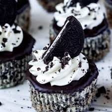 I love chocolate chip cookies as much as the rest of you, but i might have to start making these more often. Mini Oreo Cheesecakes Recipe Queenslee Appetit