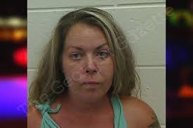 Tara Lanier's Instagram, Twitter & Facebook