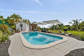 Berbeda dengan kolam renang skimmer, untuk kolam renang semi overflow membutuhkan gutter (got) dan juga ruang balancing tank sebagai penampungan air sementara sebelum masukke filter. Rumah Percutian Dengan Kolam Renang Luaran Petit Bourg Guadeloupe Harga Dan Ulasan Planet Of Hotels