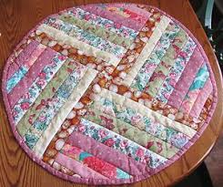 Vintage Hand Crafted Quilted Table Topper Tablecloth Chic Shabby Table Topper Patterns Table Toppers Quilted Table Runners