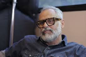 Tiene una amplia trayectoria en televisión del programa intrusos en el espectáculo por américa tv. Minutos Antes De Debutar En Tv Nostra Jorge Rial Recibio La Peor Noticia Minuto Argentina