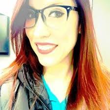 Lacey Knapp's Instagram, Twitter & Facebook