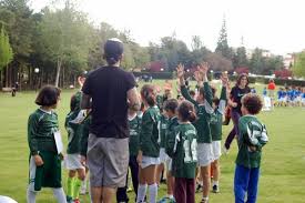 Hoy es un día histórico para las libertades, después de un largo camino, esta suprema corte consolida el derecho al libre derecho de la personalidad para el uso lúdico, recreativo. Ayuntamiento De Soria El Ayuntamiento Oferta Actividades Ludico Recreativas Para Ninos En Las Instalaciones Deportivas En Navidad