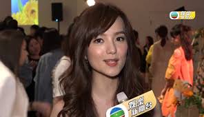 Dear jane主音tim早前40歲生日，老婆楊洛婷特意安排驚喜，但就被囡囡洩密，當時她預告驚喜陸續有來，近日終於「找數」，原來他們一同到酒店staycation慶祝。 法新社· 1 天前. Hashtag å³å˜‰ç†™sur Twitter
