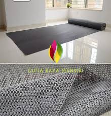 Tersedia dalam berbagai pilihan warna: Karpet Karet Keset Anti Slip Kamar Mandi Tipe Jaring Per Meter Lazada Indonesia