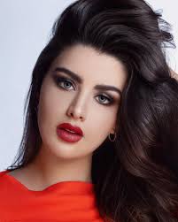 صور بنات غريبه