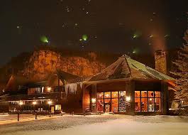 Spearfish Canyon Lodge At Christmas Time Spearfish Canyon Lodge Spearfish Canyon Hills Resort