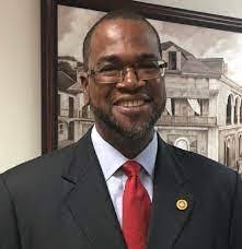 Michael Creque's Instagram, Twitter & Facebook